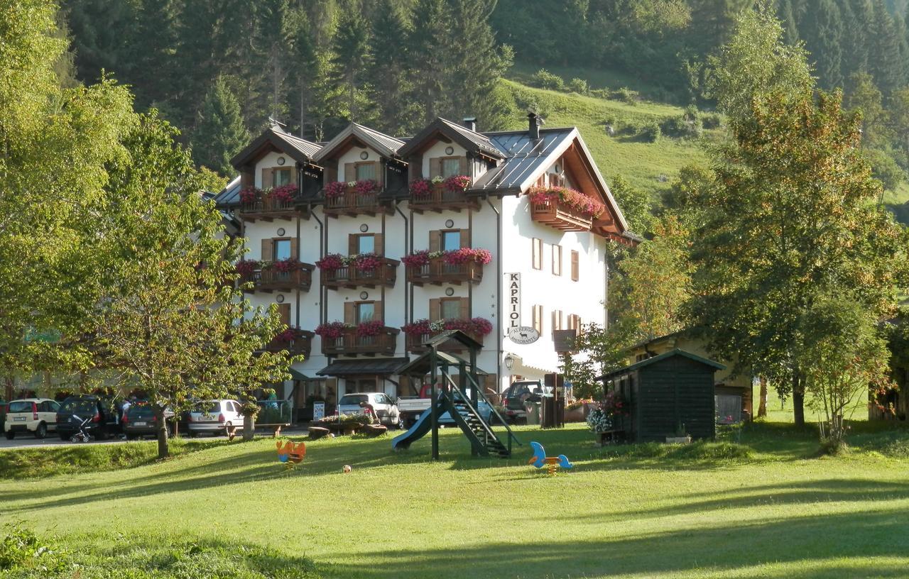 Kapriol Hotel Castello Tesino Exterior foto